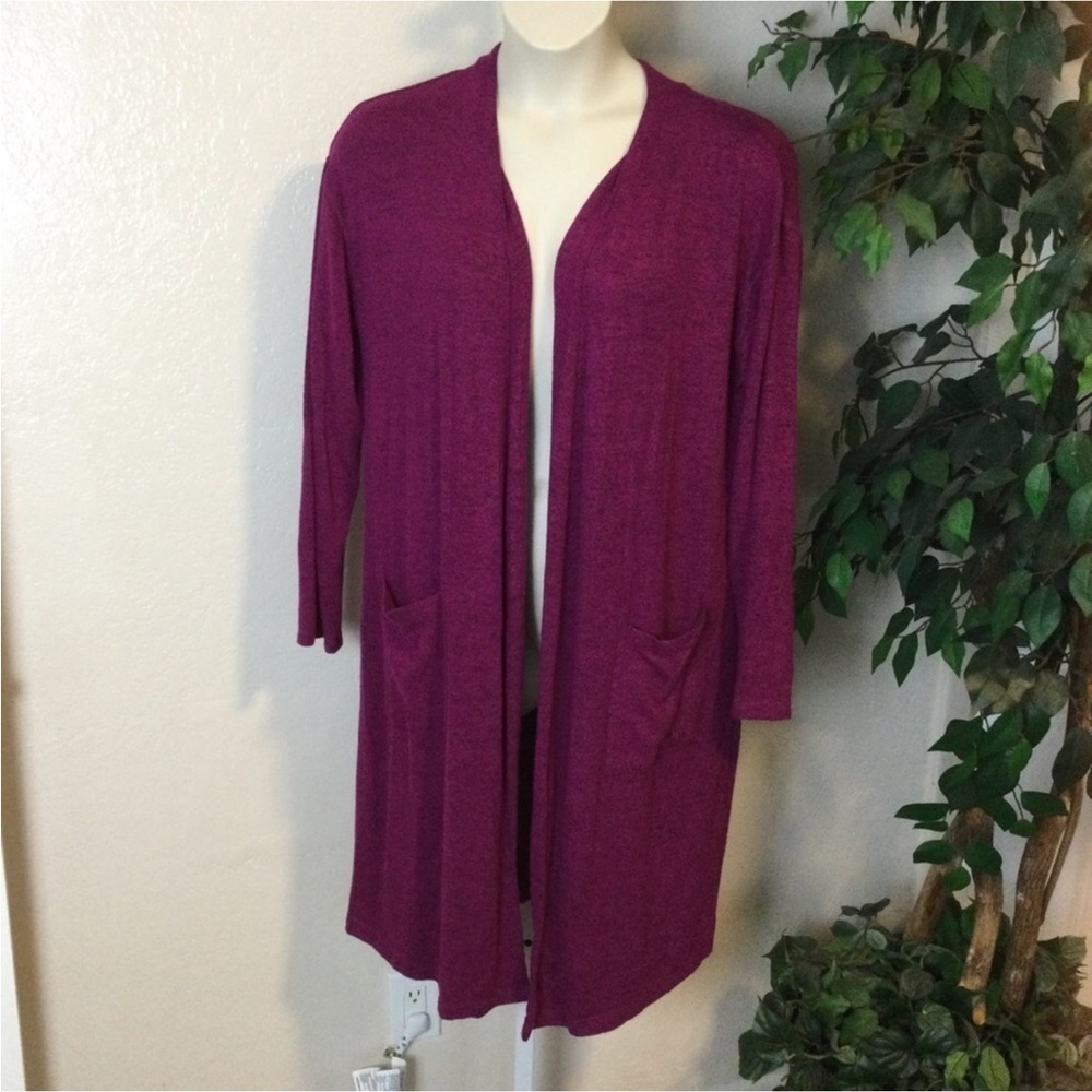 Tommy Hilfiger open front cardigan Woman’s size medium maroonish purple